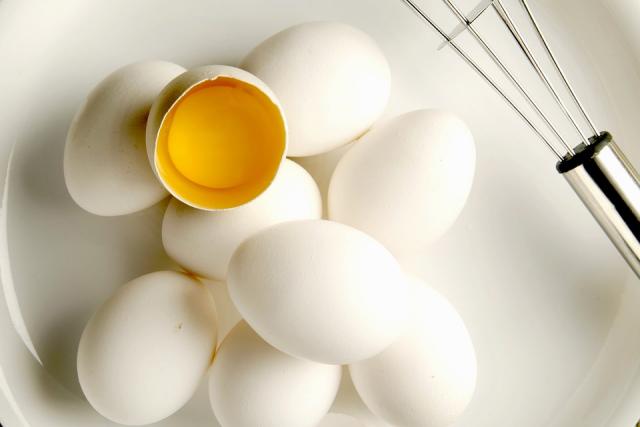 egg-whites-running