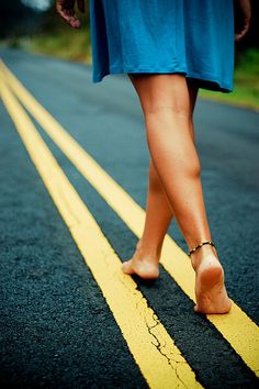 feet-bare-foot