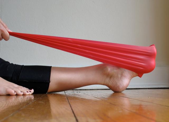 strengthening the arches can improve running with flat feet