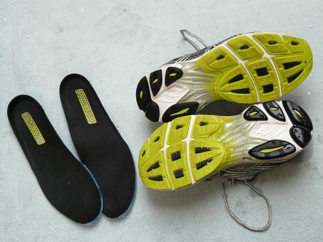 insoles can improve the experience of running with flat feet