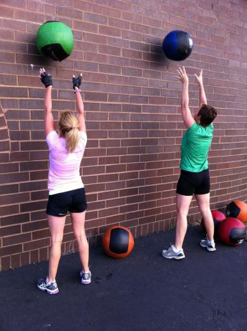 medicineball-throw