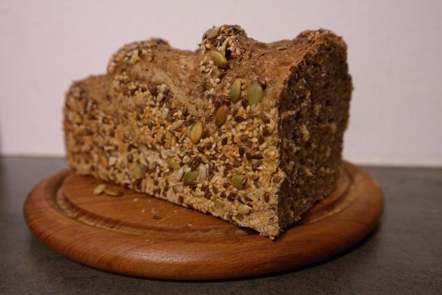 whole-grain-bread